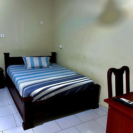 Jessie Hotel Adenta 外观 照片
